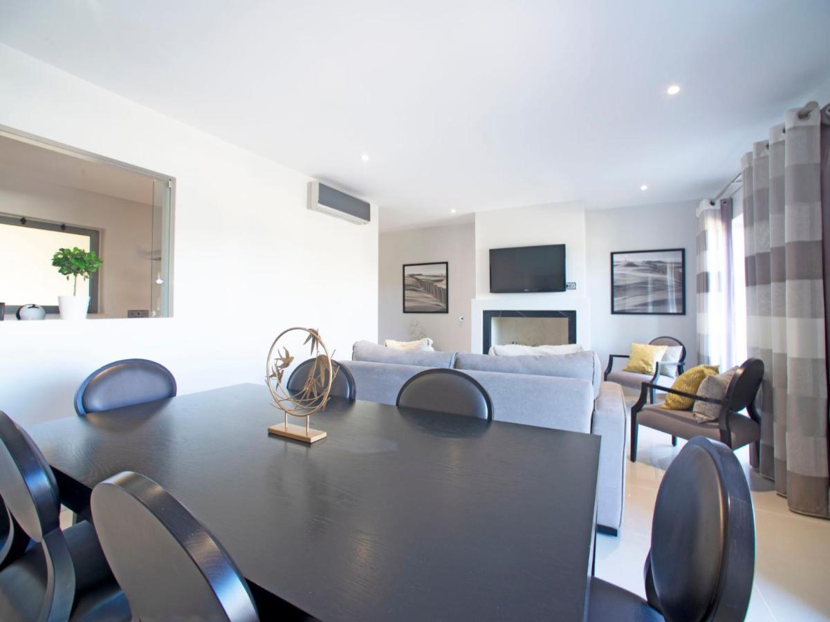 Apartment Pine Hills Esmeralda By Interhome วิลาโมรา ภายนอก รูปภาพ